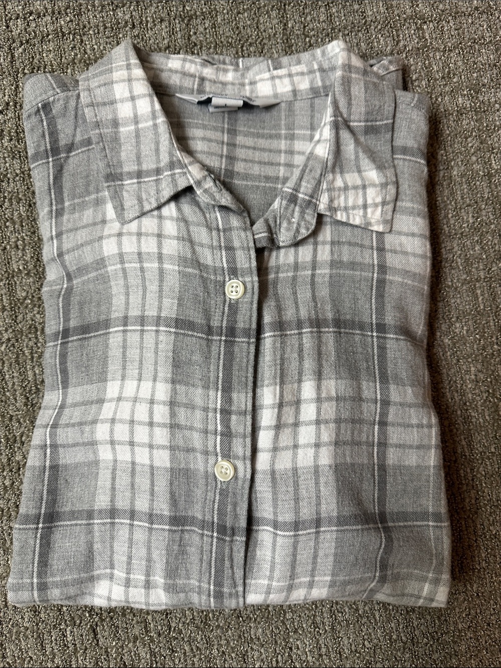 Old Navy Gray and White Plaid Button-Down Shirt 100% Cotton Large